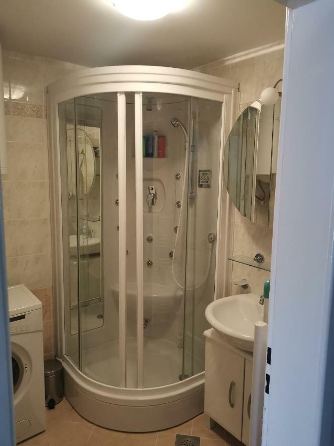 Apartma Soncek Premantura Bagian luar foto